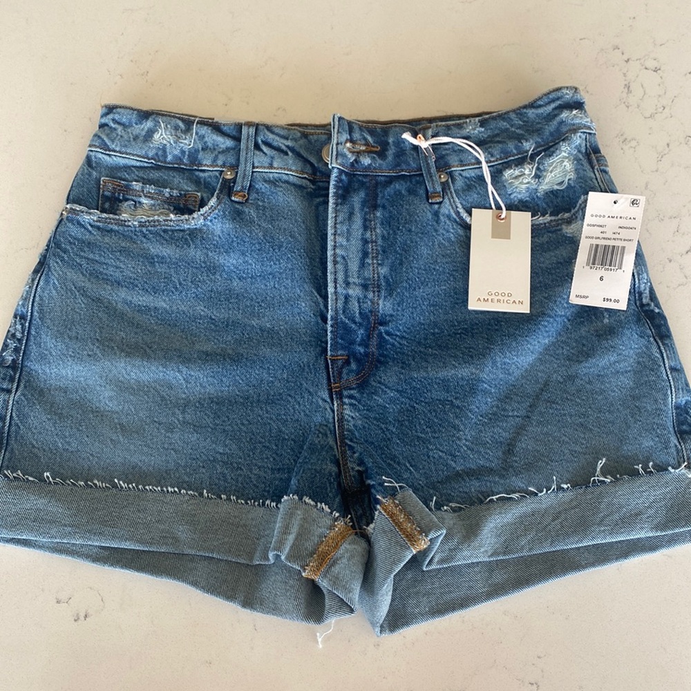 Good American size 6 jeans short